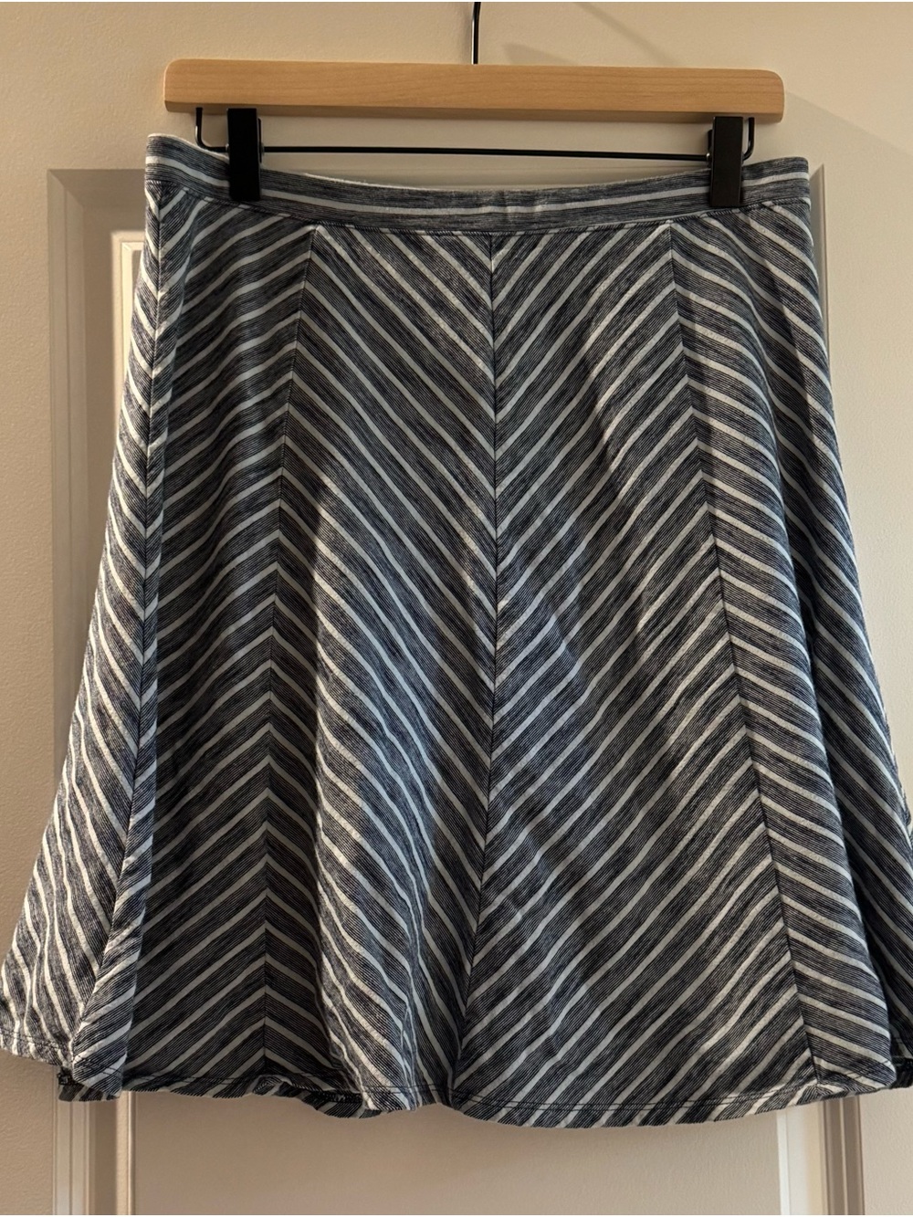 Talbots Chevron A-Line Skirt in Gray and White